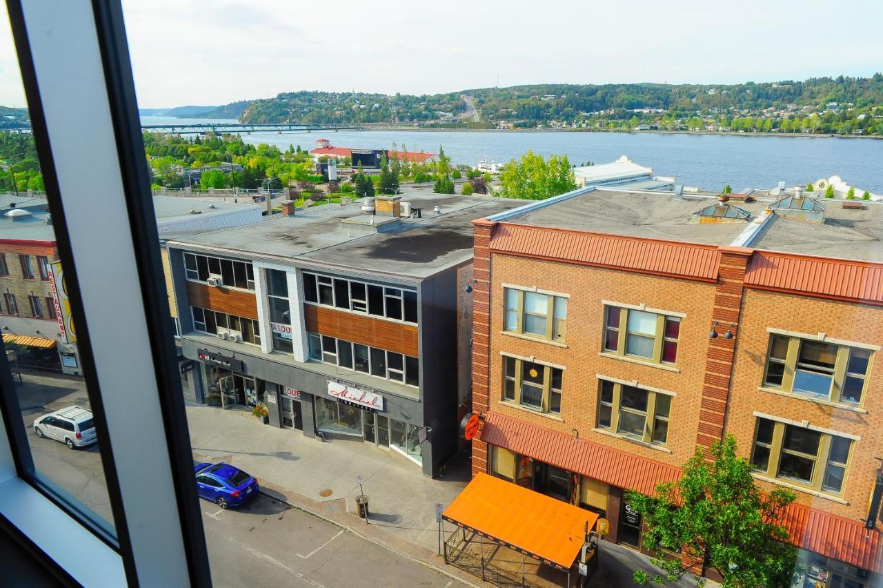 Hotel Chicoutimi, Affilie A Hyvi エクステリア 写真
