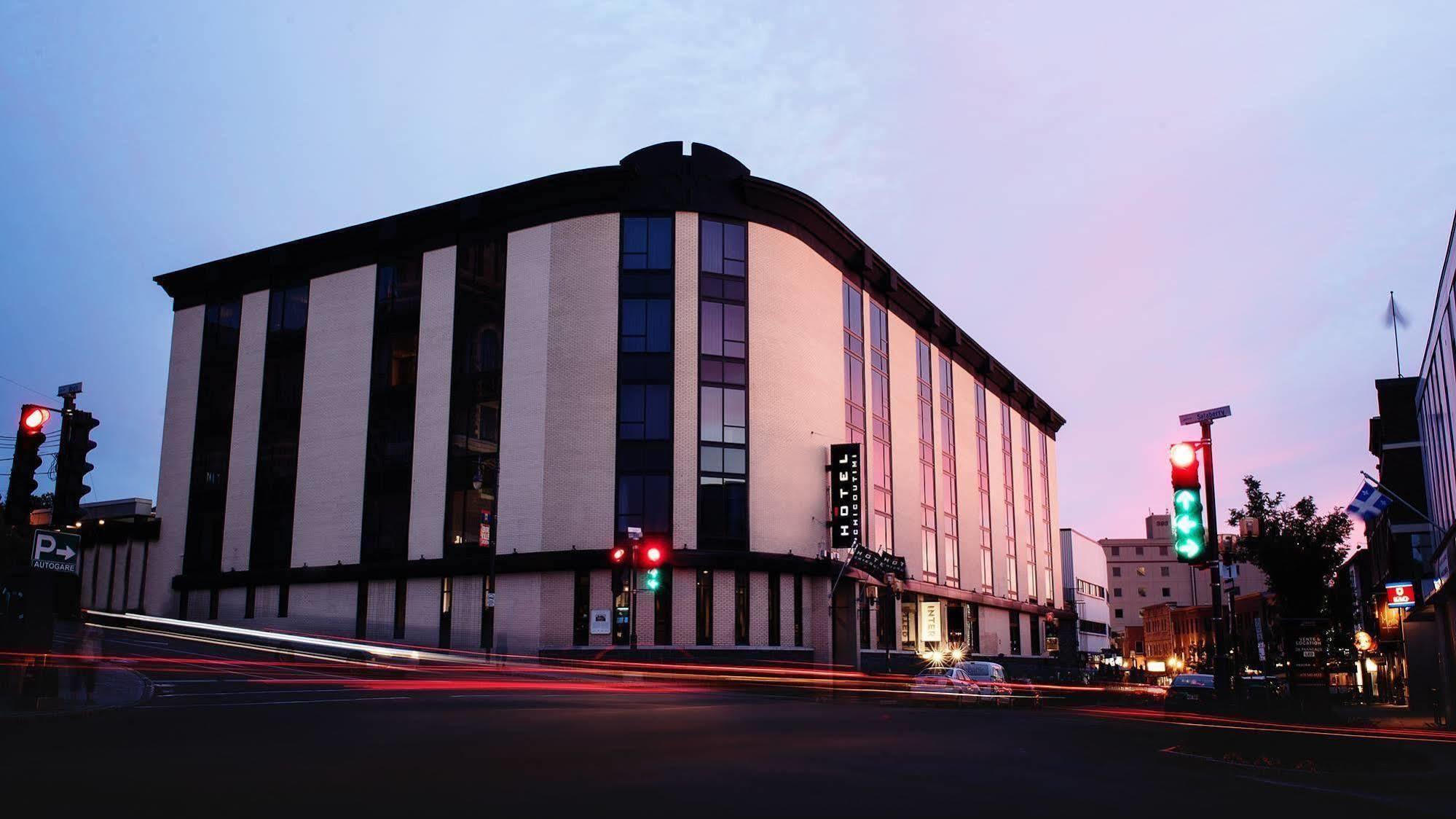 Hotel Chicoutimi, Affilie A Hyvi エクステリア 写真