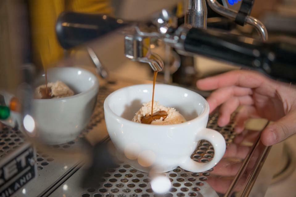 Hotel Chicoutimi, Affilie A Hyvi エクステリア 写真