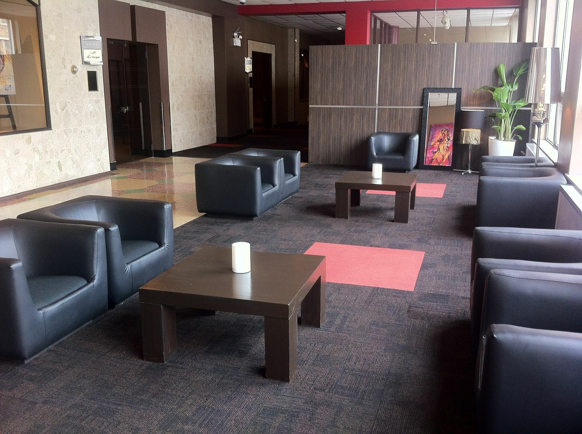 Hotel Chicoutimi, Affilie A Hyvi エクステリア 写真